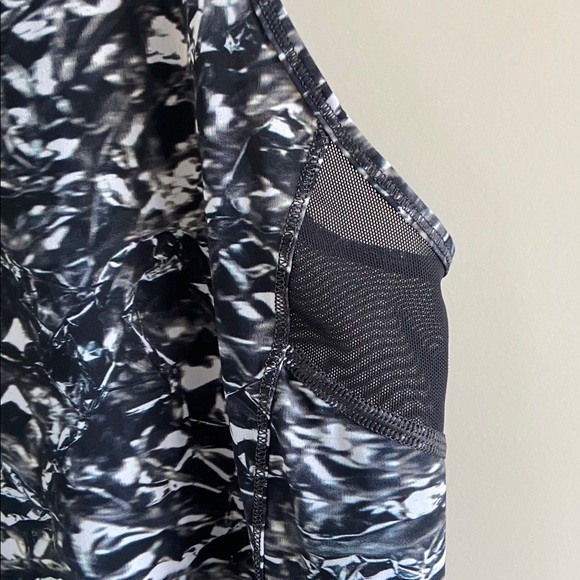 Lululemon Sculpt Tank II - Picture 8 of 13